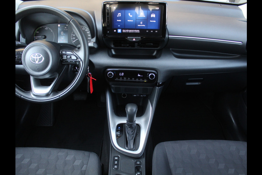 Toyota Yaris 1.5 Hybrid 115 Comfort CLIMATE | CAMERA | ADAPCRUISE | CARPLAY | DAB | LED