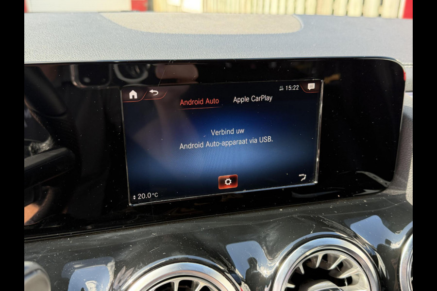 Mercedes-Benz B-Klasse 250 e AMG Line 18''/Dodehoek/Camera/Navigatie/Sfeerverlichting/PDC/Stoelverwarming