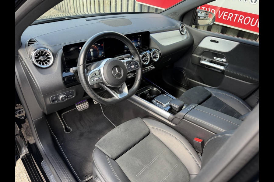 Mercedes-Benz B-Klasse 250 e AMG Line 18''/Dodehoek/Camera/Navigatie/Sfeerverlichting/PDC/Stoelverwarming