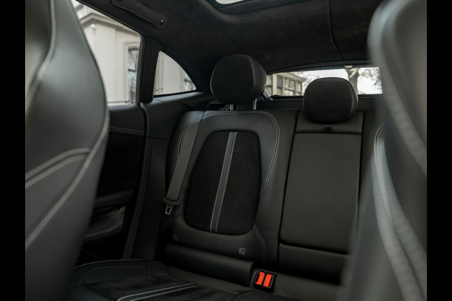 Aston Martin DBX 707 4.0 V8 | Veel carbon! | Alcantara interieur | NL-auto | Premium audio