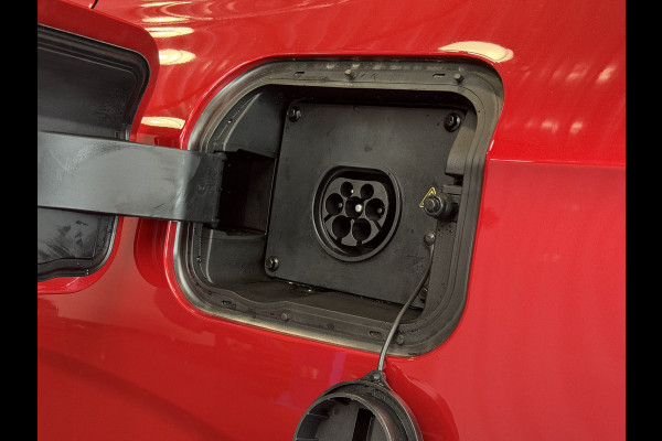 MG MG HS PHEV 1.5 TGDI LUXURY PHEV PLUG-IN HYBRIDE | LEER | 272PK NIEUWE AUTO | >1.000 KM TOTAAL BEREIK | 360° CAMERA | ELEKTRISCHE ACHTERKLEP