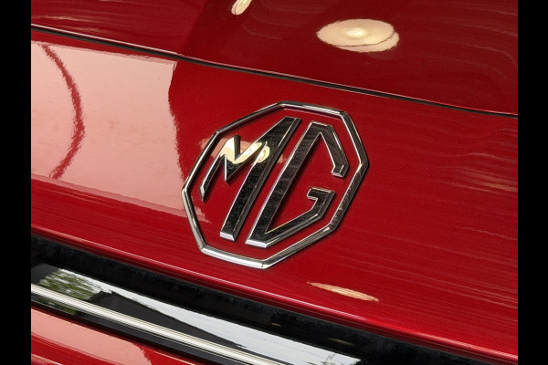 MG MG HS PHEV 1.5 TGDI LUXURY PHEV PLUG-IN HYBRIDE | LEER | 272PK NIEUWE AUTO | >1.000 KM TOTAAL BEREIK | 360° CAMERA | ELEKTRISCHE ACHTERKLEP
