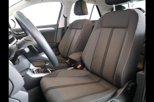 Volkswagen T-Roc 1.5 TSI Life Edition 150 pk Automaat (DSG) | Verlengde garantie | Navigatie via App | Parkeersensoren (Park assist) | Achteruitrijcamera | Full LED koplampen | Keyless |