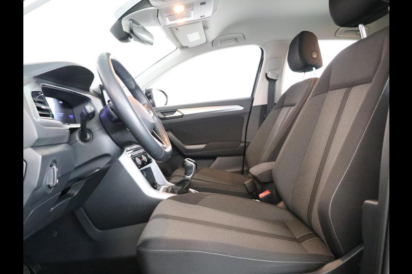 Volkswagen T-Roc 1.5 TSI Life Edition 150 pk Automaat (DSG) | Verlengde garantie | Navigatie via App | Parkeersensoren (Park assist) | Achteruitrijcamera | Full LED koplampen | Keyless |