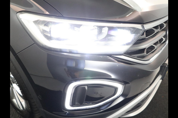 Volkswagen T-Roc 1.5 TSI Life Edition 150 pk Automaat (DSG) | Verlengde garantie | Navigatie via App | Parkeersensoren (Park assist) | Achteruitrijcamera | Full LED koplampen | Keyless |