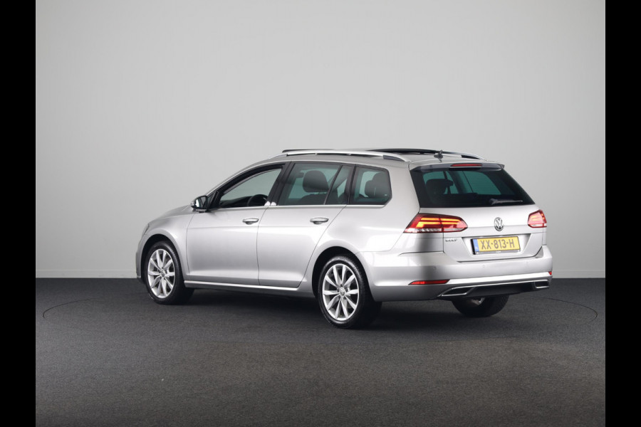 Volkswagen Golf Variant 1.0 TSI Highline 115PK | Panoramadak | Digitaal dashboard | Navigatie | Stoelverwarming