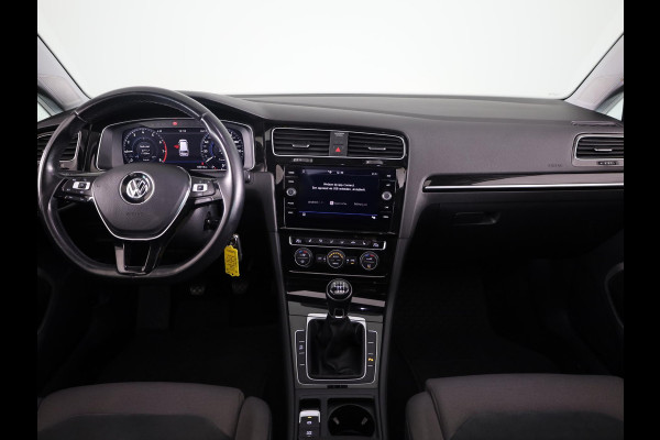 Volkswagen Golf Variant 1.0 TSI Highline 115PK | Panoramadak | Digitaal dashboard | Navigatie | Stoelverwarming