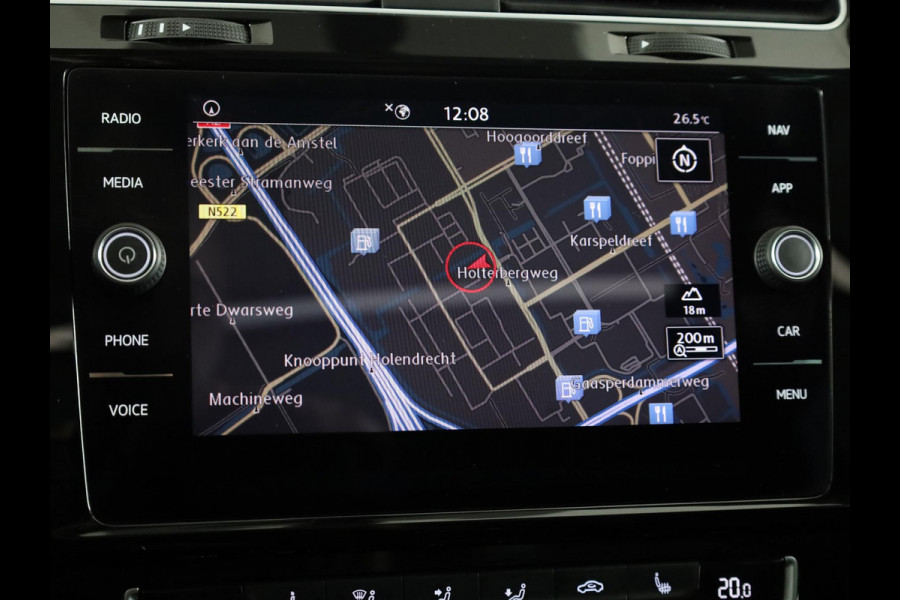 Volkswagen Golf Variant 1.0 TSI Highline 115PK | Panoramadak | Digitaal dashboard | Navigatie | Stoelverwarming
