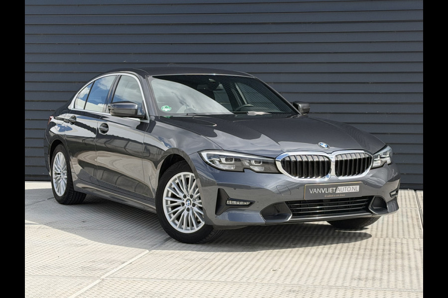 BMW 3-serie 320i Executive Edition 184 PK | Automaat | Navi | Stoelverwarming | Climate | Trekhaak