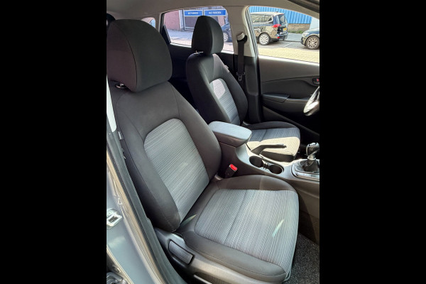 Hyundai Kona 1.0 T-GDI i-Drive - Apple CarPlay / Navigatie I Airco I LED I Veiligheid & Comfort pakket I Dealer onderhouden