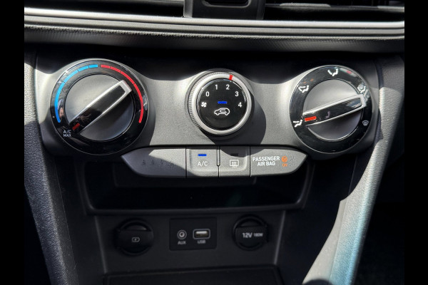 Hyundai Kona 1.0 T-GDI i-Drive - Apple CarPlay / Navigatie I Airco I LED I Veiligheid & Comfort pakket I Dealer onderhouden