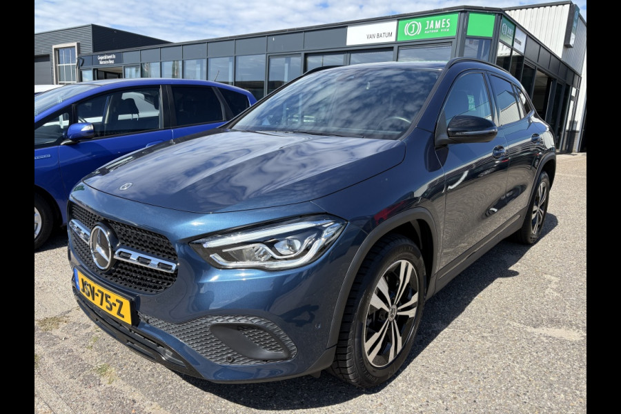 Mercedes-Benz GLA 250 e Hybride | Business Solution Luxery Limited