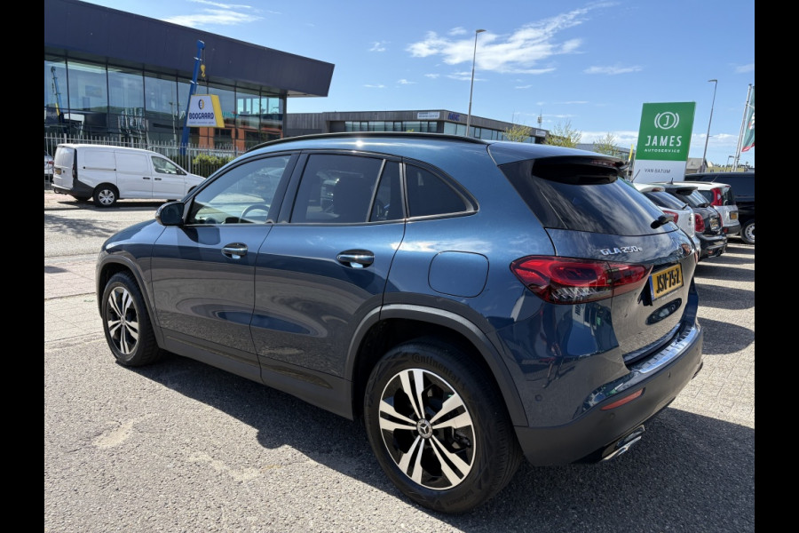 Mercedes-Benz GLA 250 e Hybride | Business Solution Luxery Limited