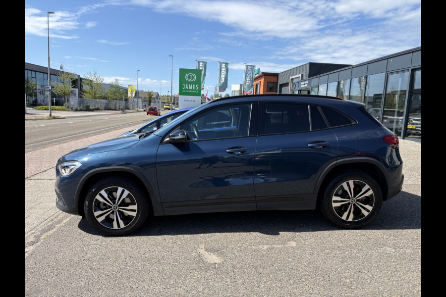 Mercedes-Benz GLA 250 e Hybride | Business Solution Luxery Limited