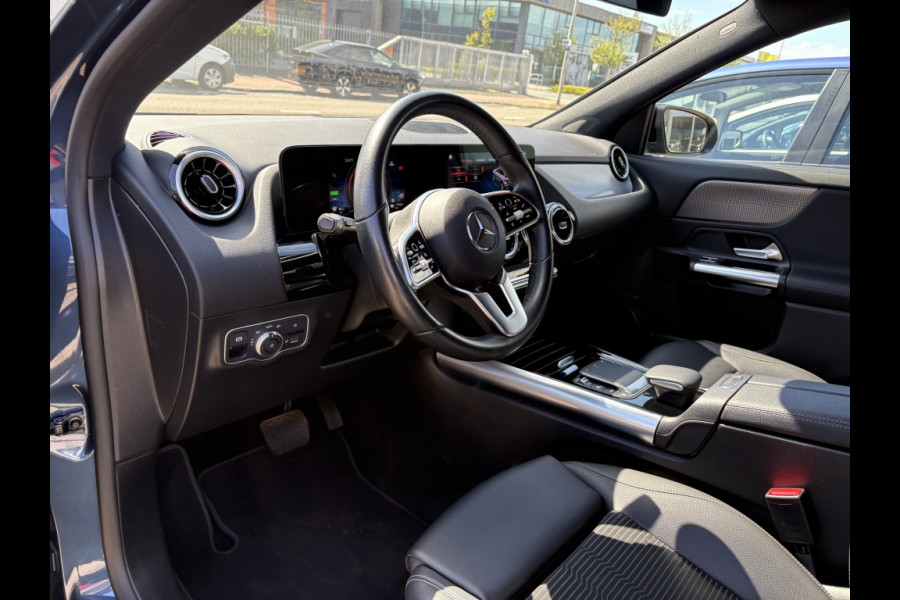 Mercedes-Benz GLA 250 e Hybride | Business Solution Luxery Limited
