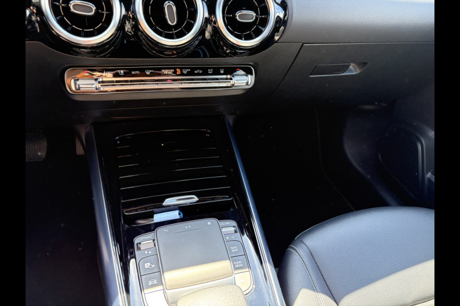 Mercedes-Benz GLA 250 e Hybride | Business Solution Luxery Limited