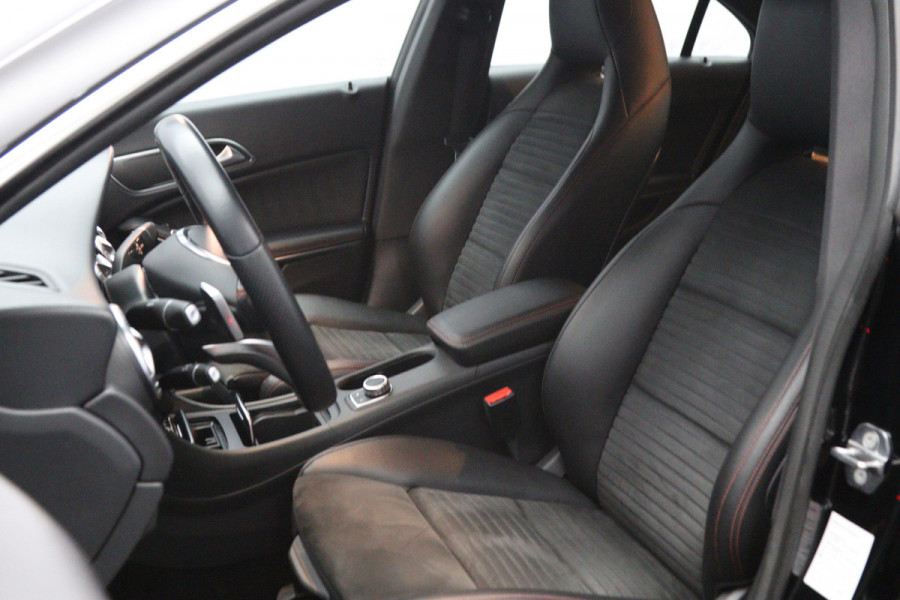 Mercedes-Benz CLA-Klasse 180 123 PK Automaat Ambition AMG-Line, Keyless, Navigatie