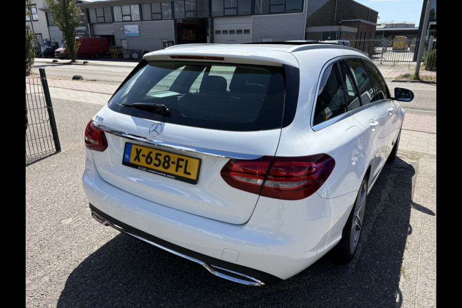 Mercedes-Benz C-Klasse Estate 180 Sport Edition | AMG Styling | Panodak | Trekhaak | Navi | Camera