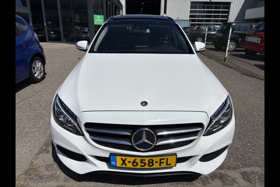Mercedes-Benz C-Klasse Estate 180 Sport Edition | AMG Styling | Panodak | Trekhaak | Navi | Camera