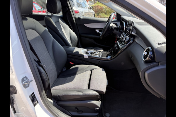 Mercedes-Benz C-Klasse Estate 180 Sport Edition | AMG Styling | Panodak | Trekhaak | Navi | Camera