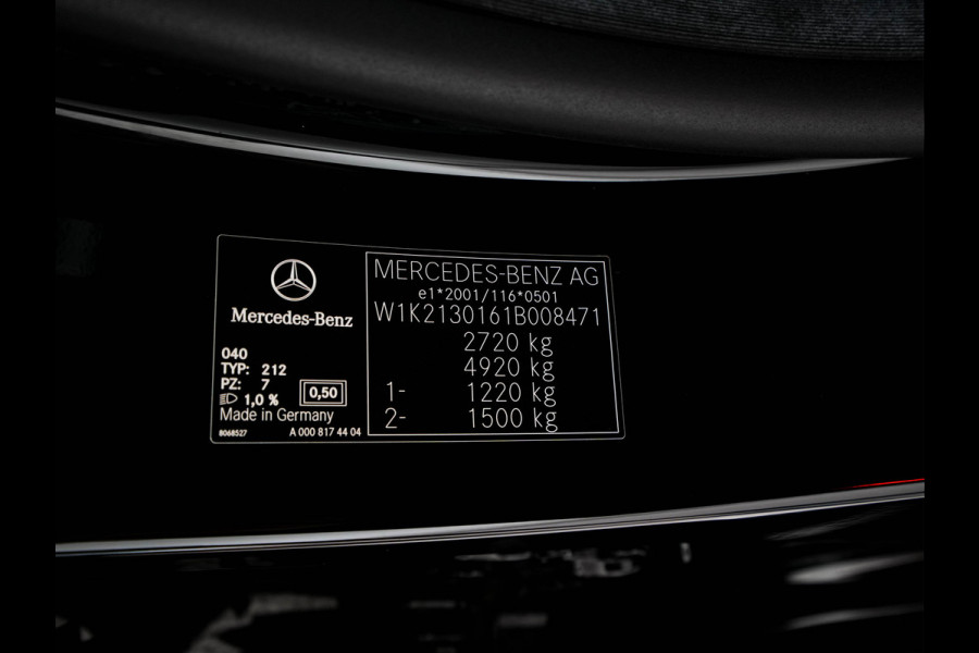 Mercedes-Benz E-Klasse 300 de Exclusive Line (Plug-in) (INCL.BTW) Aut. *LEATHER-FABRIC | FULL-LED | AMBIENTLIGHT | CAMERA | WIDESCREEN-DIGI-COCKPIT | NAVI-FULLMAP | HEATED-SPORTSEATS | PRIVACY-GLASS | SHIFTPADDLES | ECC | PDC | CRUISE | 19''ALU*