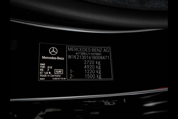Mercedes-Benz E-Klasse 300 de Exclusive Line (Plug-in) (INCL.BTW) Aut. *LEATHER-FABRIC | FULL-LED | AMBIENTLIGHT | CAMERA | WIDESCREEN-DIGI-COCKPIT | NAVI-FULLMAP | HEATED-SPORTSEATS | PRIVACY-GLASS | SHIFTPADDLES | ECC | PDC | CRUISE | 19''ALU*
