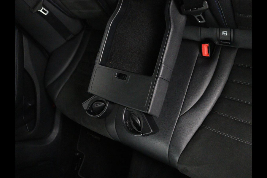 Mercedes-Benz C-Klasse Estate 300 e Business Solution AMG Limited | SOH 86,1% | Panoramadak | Trekhaak | 360 Camera | Stoelverwarming | Cruise control | Navigatie | Climate control | Bluetooth | DAB+ | Carplay | Sfeerverlichting |