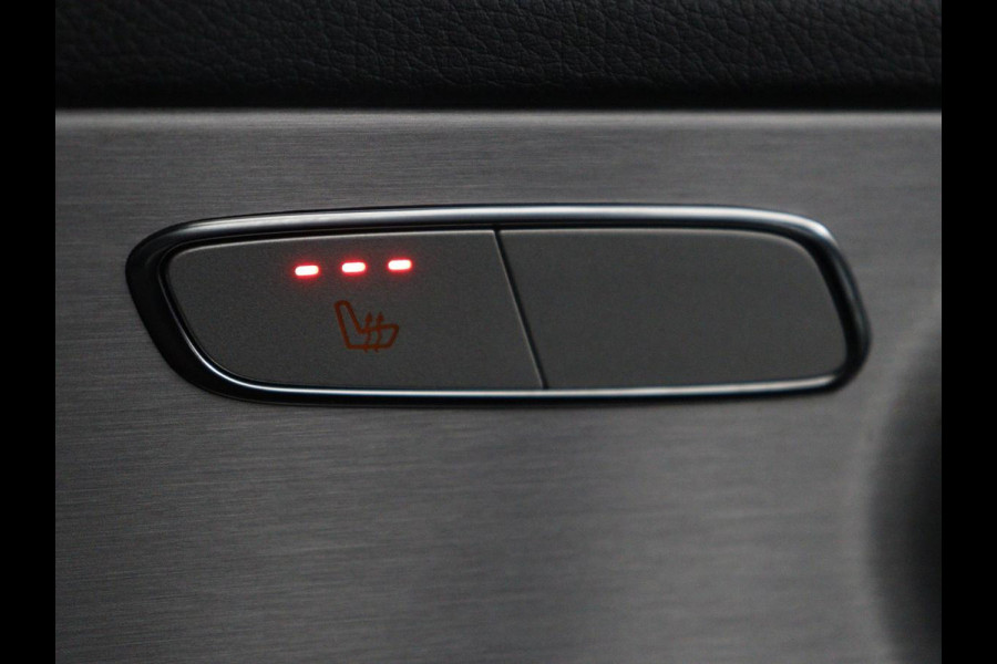 Mercedes-Benz C-Klasse Estate 300 e Business Solution AMG Limited | SOH 86,1% | Panoramadak | Trekhaak | 360 Camera | Stoelverwarming | Cruise control | Navigatie | Climate control | Bluetooth | DAB+ | Carplay | Sfeerverlichting |