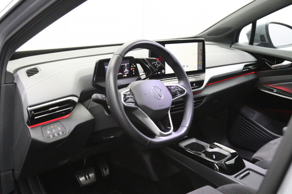 Volkswagen ID.5 Pro 77 kWh 204 PK, SOH 96 %, Panoramadak, Trekhaak, Memory, Massage, Carplay, Winterpakket, 360 Camera