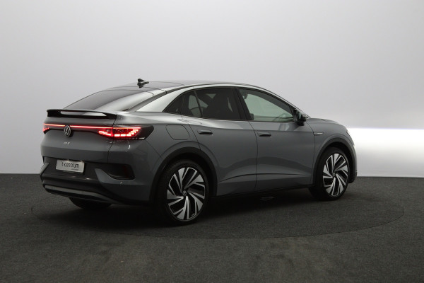Volkswagen ID.5 Pro 77 kWh 204 PK, SOH 96 %, Panoramadak, Trekhaak, Memory, Massage, Carplay, Winterpakket, 360 Camera