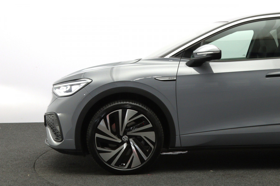 Volkswagen ID.5 Pro 77 kWh 204 PK, SOH 96 %, Panoramadak, Trekhaak, Memory, Massage, Carplay, Winterpakket, 360 Camera