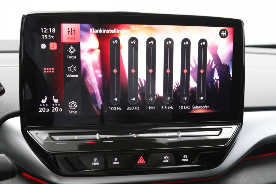 Volkswagen ID.5 Pro 77 kWh 204 PK, SOH 96 %, Panoramadak, Trekhaak, Memory, Massage, Carplay, Winterpakket, 360 Camera