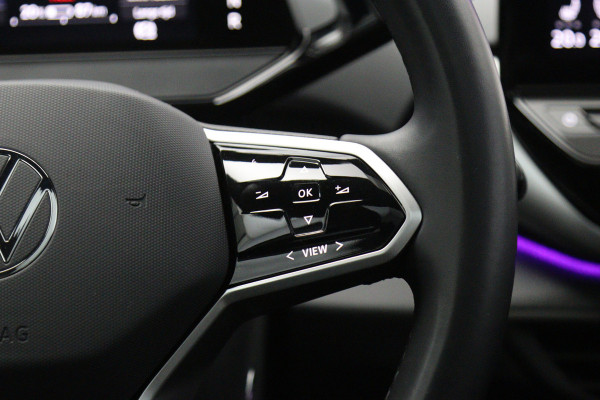 Volkswagen ID.5 Pro 77 kWh 204 PK, SOH 96 %, Panoramadak, Trekhaak, Memory, Massage, Carplay, Winterpakket, 360 Camera