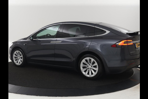 Tesla Model X 100D 6p. | SOH 86,1% | Stuur/stoel verwarming | Leder | Memory | Sfeerverlichting | Adaptive cruise | Climate control | Camera | Park assist | Trekhaak |
