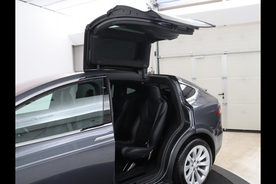 Tesla Model X 100D 6p. | SOH 86,1% | Stuur/stoel verwarming | Leder | Memory | Sfeerverlichting | Adaptive cruise | Climate control | Camera | Park assist | Trekhaak |