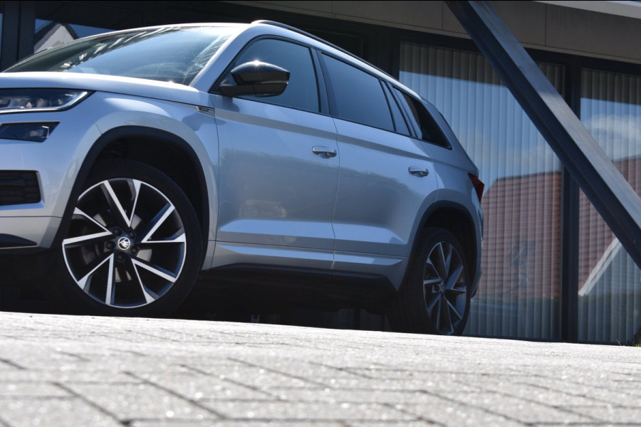 Škoda Kodiaq 1.5 TSI Sportline Business 7p. | TREKHAAK | CANTON | CAMERA | NAP | DEALER ONDERHOUDEN | KEYLESS | STOELVERWARMING