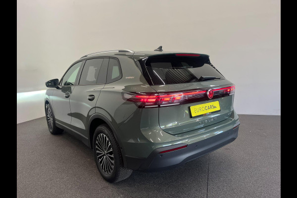 Volkswagen Tiguan 1.5 eTSI Life Edition Airco ECC Navi Carplay Trekhaak PDC +360 Camera 18" LM Velgen IQ-LED Matrix