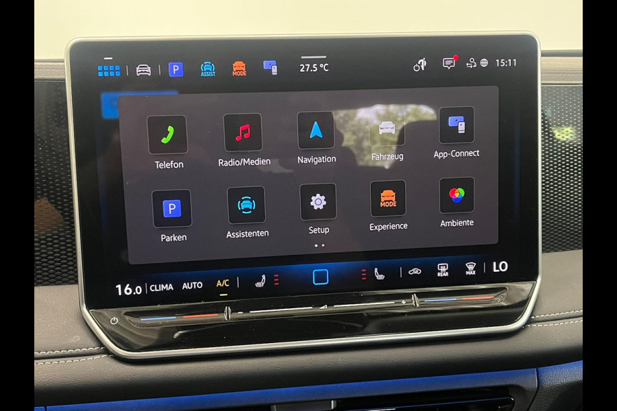 Volkswagen Tiguan 1.5 eTSI Life Edition Airco ECC Navi Carplay Trekhaak PDC +360 Camera 18" LM Velgen IQ-LED Matrix