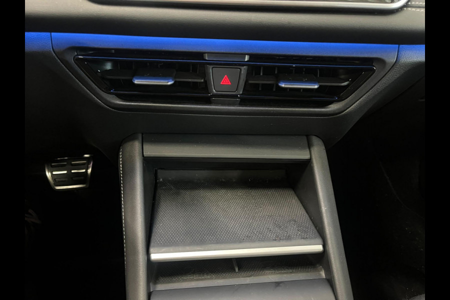 Volkswagen Tiguan 1.5 eTSI Life Edition Airco ECC Navi Carplay Trekhaak PDC +360 Camera 18" LM Velgen IQ-LED Matrix