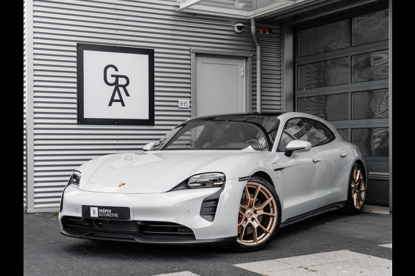 Porsche Taycan Sport Turismo GTS | PANORAMA | SPORT CHRONO | ALCANTARA | BTW