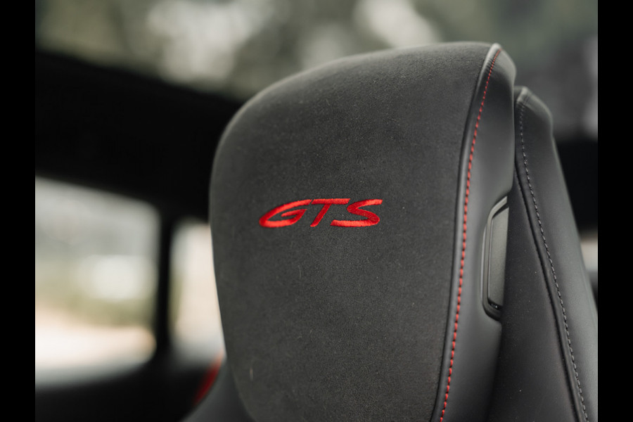 Porsche Taycan Sport Turismo GTS | PANORAMA | SPORT CHRONO | ALCANTARA | BTW