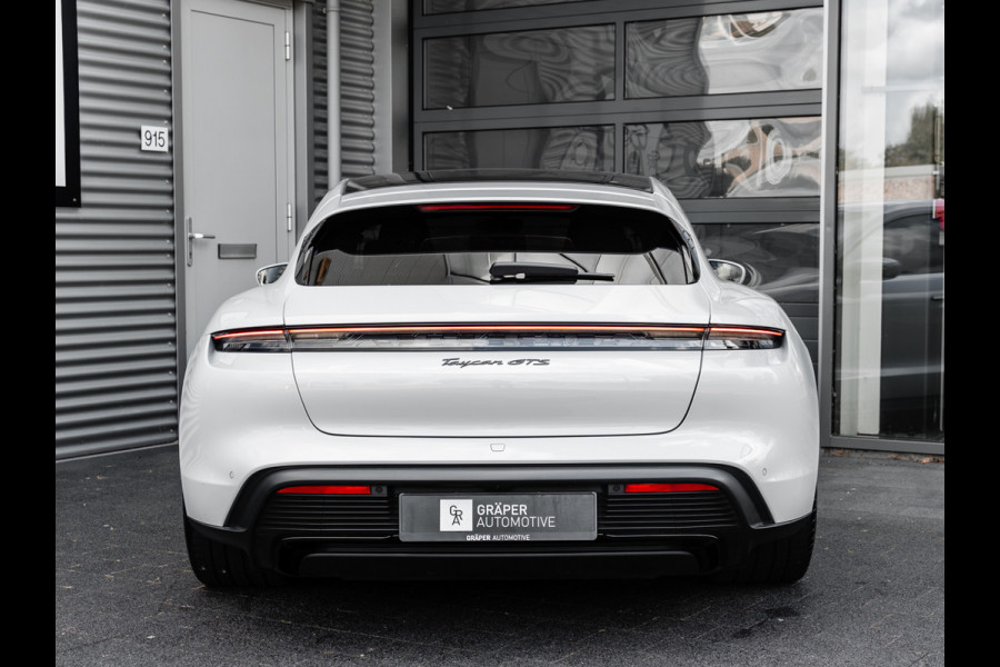 Porsche Taycan Sport Turismo GTS | PANORAMA | SPORT CHRONO | ALCANTARA | BTW