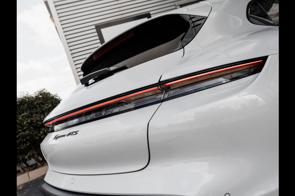 Porsche Taycan Sport Turismo GTS | PANORAMA | SPORT CHRONO | ALCANTARA | BTW