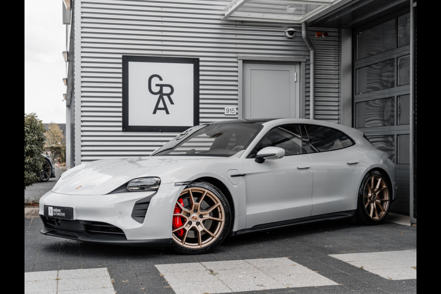 Porsche Taycan Sport Turismo GTS | PANORAMA | SPORT CHRONO | ALCANTARA | BTW