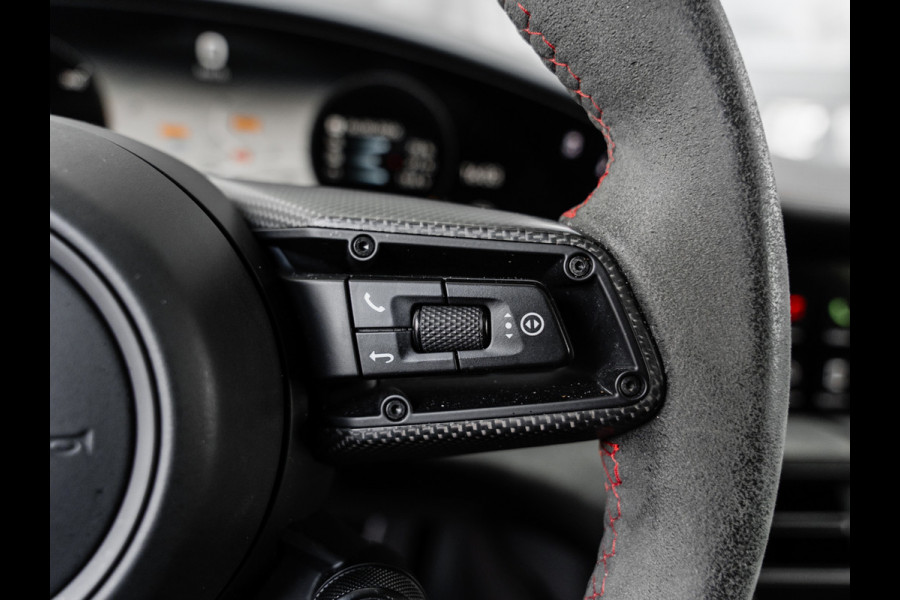 Porsche Taycan Sport Turismo GTS | PANORAMA | SPORT CHRONO | ALCANTARA | BTW