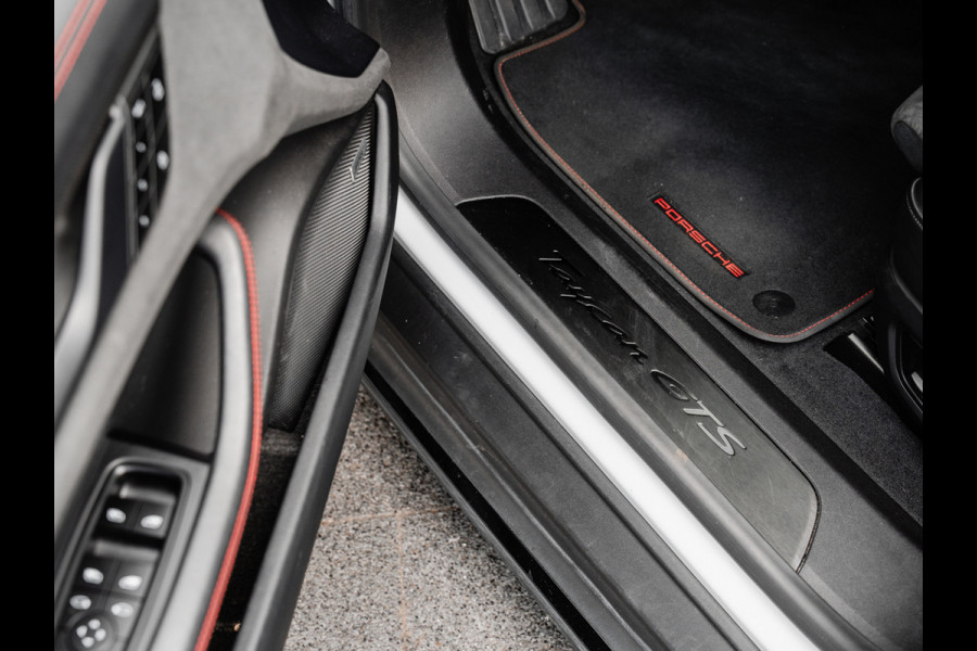 Porsche Taycan Sport Turismo GTS | PANORAMA | SPORT CHRONO | ALCANTARA | BTW