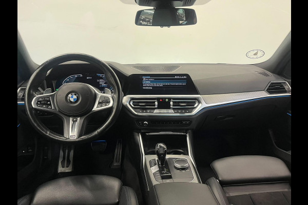 BMW 3 Serie Touring 330e High Executive M-Sport SoH 87% Surround View Camera Adaptieve Cruise Control M Sportremsysteem Parkeersensoren Stuur + stoel verwarming Navigatie Led Keyless Apple Carplay/ Android Auto