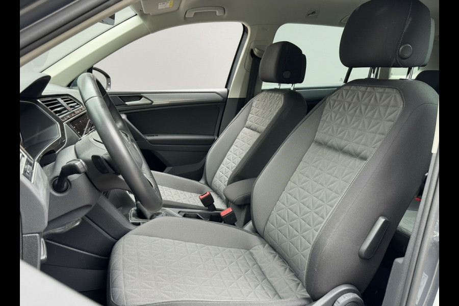 Volkswagen Tiguan TSI 245PK HYBRIDE DSG LIFE TREKHAAK/VIRTUAL/NAVI/ELEKTR.KLEP