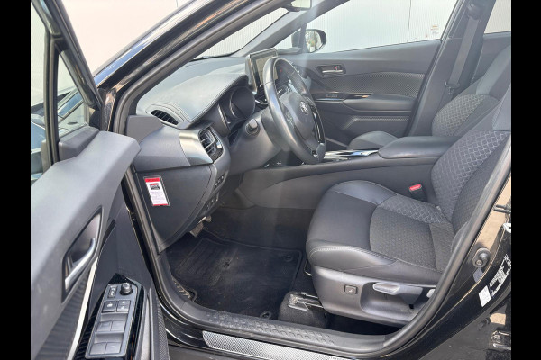 Toyota C-HR 2.0i 184PK Hybrid Dynamic Trekhaak/Navigatie/Camera/Adapt.-cruise/Stoel-stuurverwarming