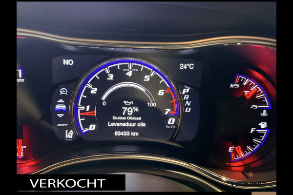 Jeep Grand Cherokee 6.4 V8 SRT8. Grijs Kenteken | Navi | Apple-carplay Trekhaak. LPG. 93000 KM